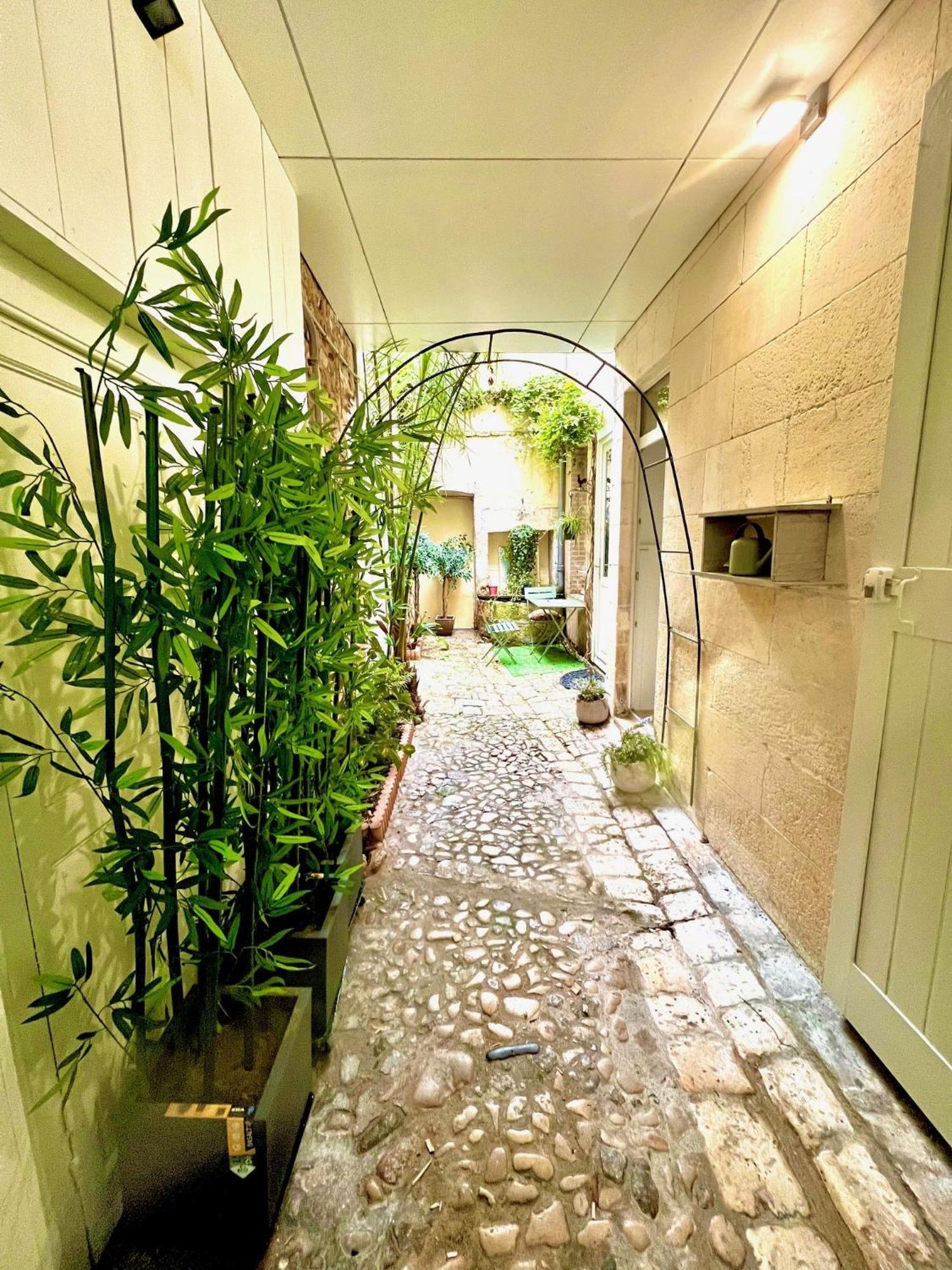 Le Logis Des Templiers Vieux Port La Rochelle (Charente-Maritime)