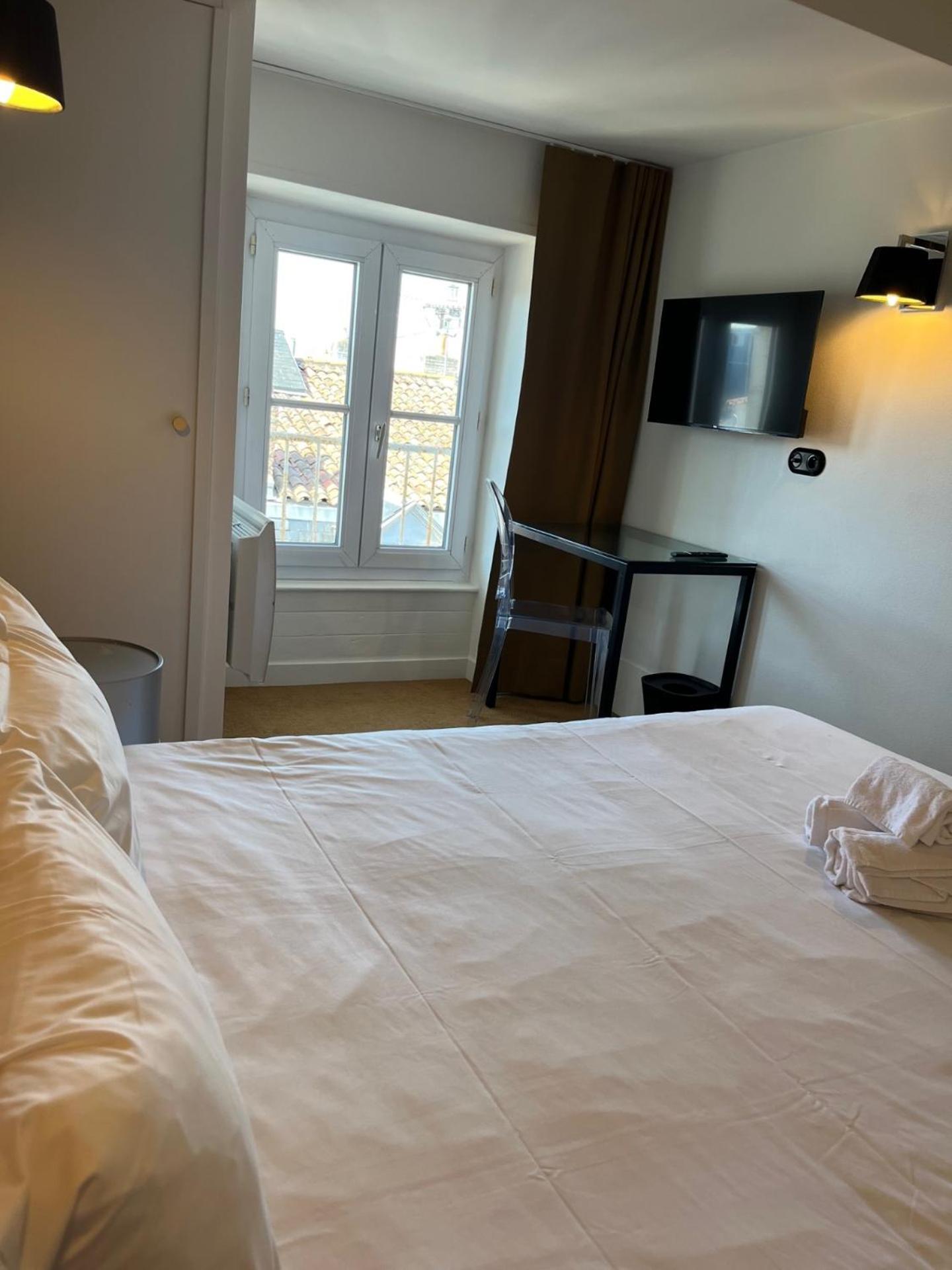 Henri Iv Hotel 2*