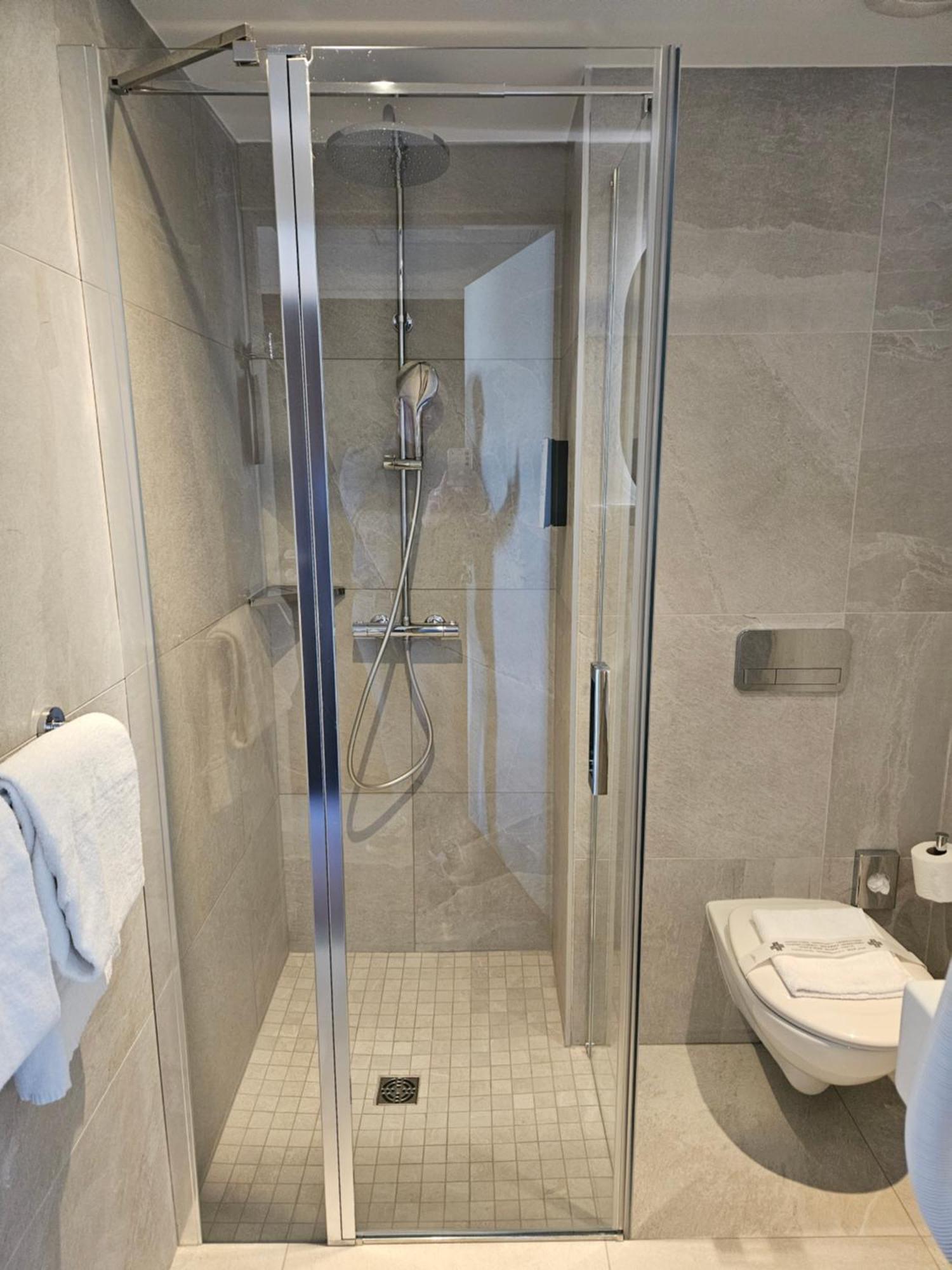 Kyriad La Rochelle Centre - Les Minimes Hotel 3*
