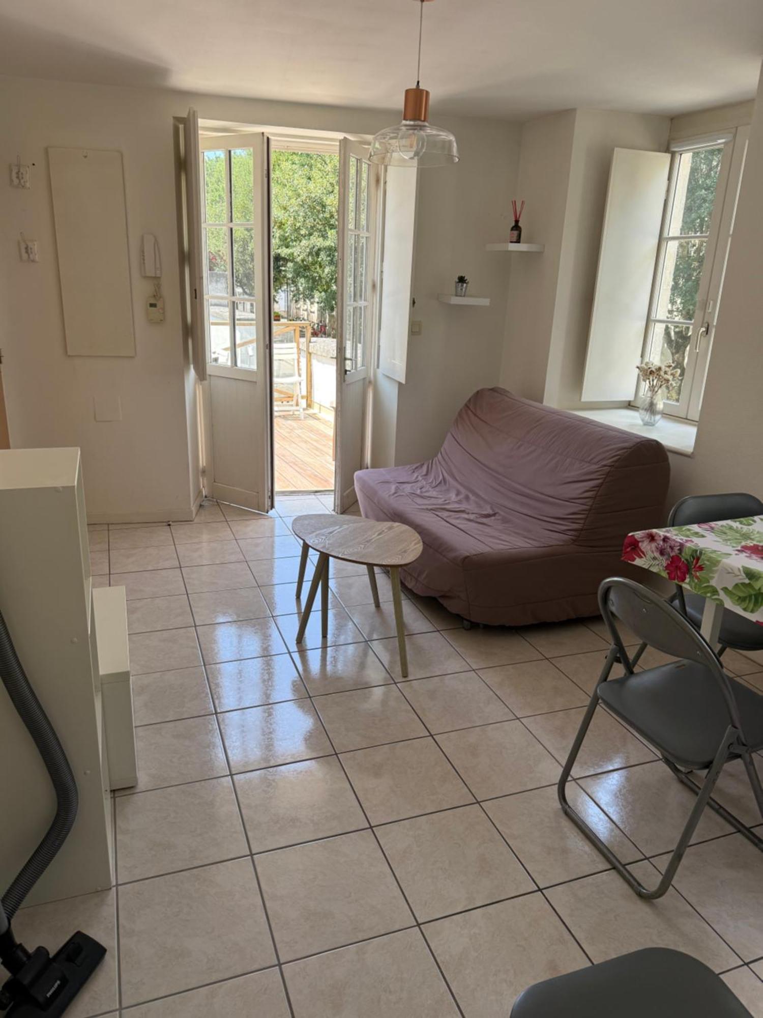 Bel T2 Lumineux Avec Terrasse Hyper Centre. Appartement