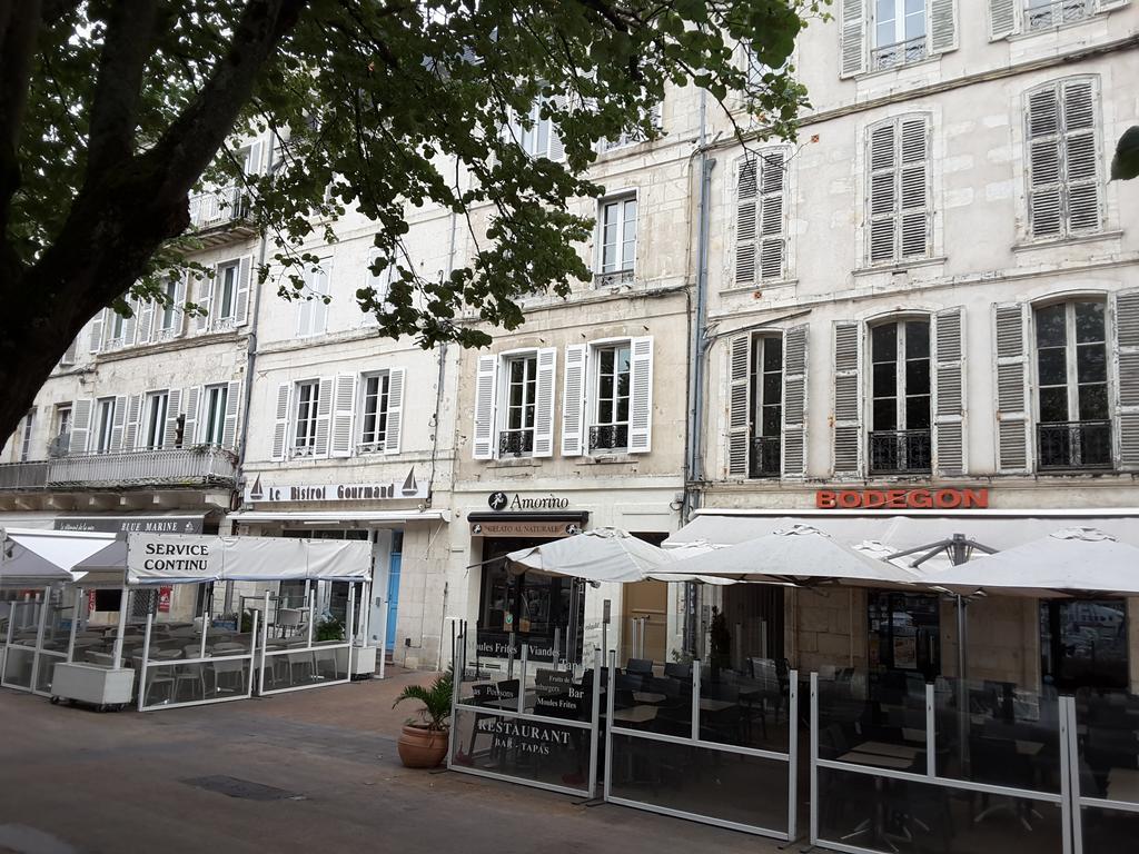 Sur Le Vieux Port Vue Sur * La Rochelle (Charente-Maritime)