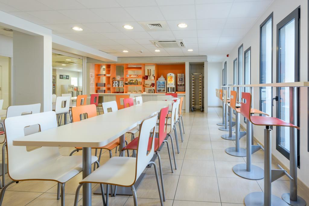 Première Classe La Rochelle Centre - Les Minimes Hotel
