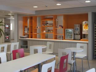 Première Classe La Rochelle Centre - Les Minimes Hotel 2*