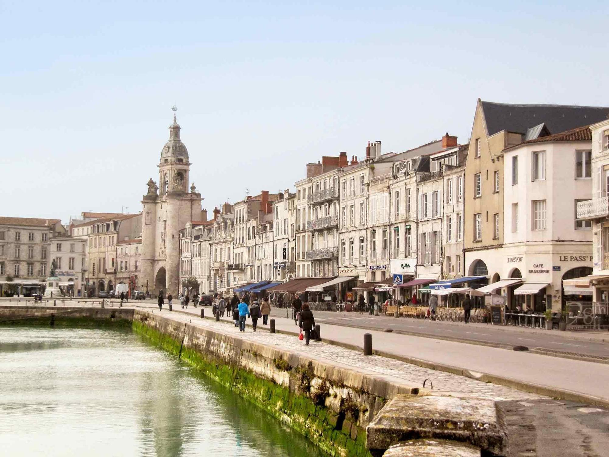 Ibis La Rochelle Centre Historique Hotel 3*