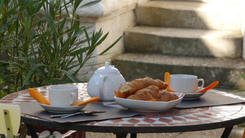 Hotel Savary La Rochelle (Charente-Maritime)