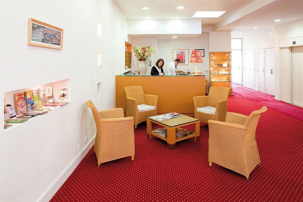 Hotel Maisons Du Monde Hôtel&suites - La Rochelle Vieux Port 4*