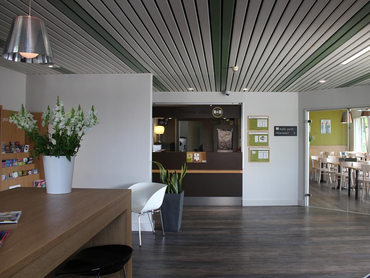 La Rochelle Centre Hotel 2*