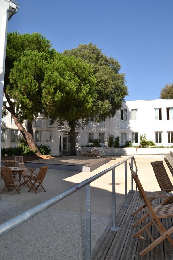 Hostel Auberge De Jeunesse *