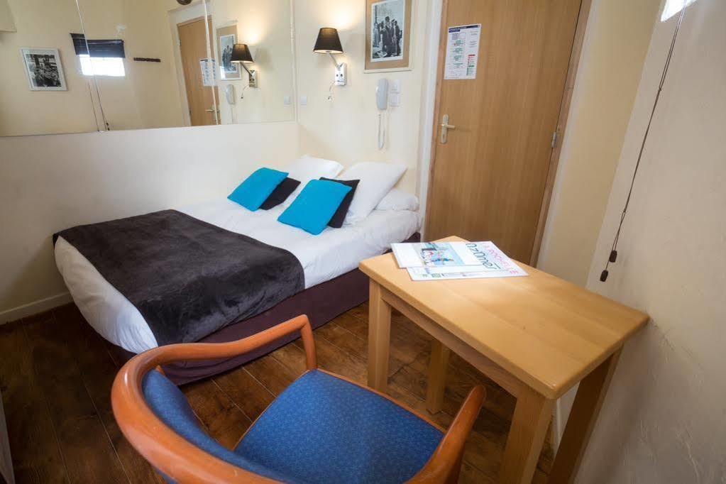 Hotel De La Paix La Rochelle (Charente-Maritime)