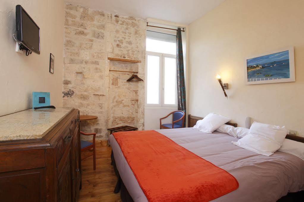 De La Paix Hotel