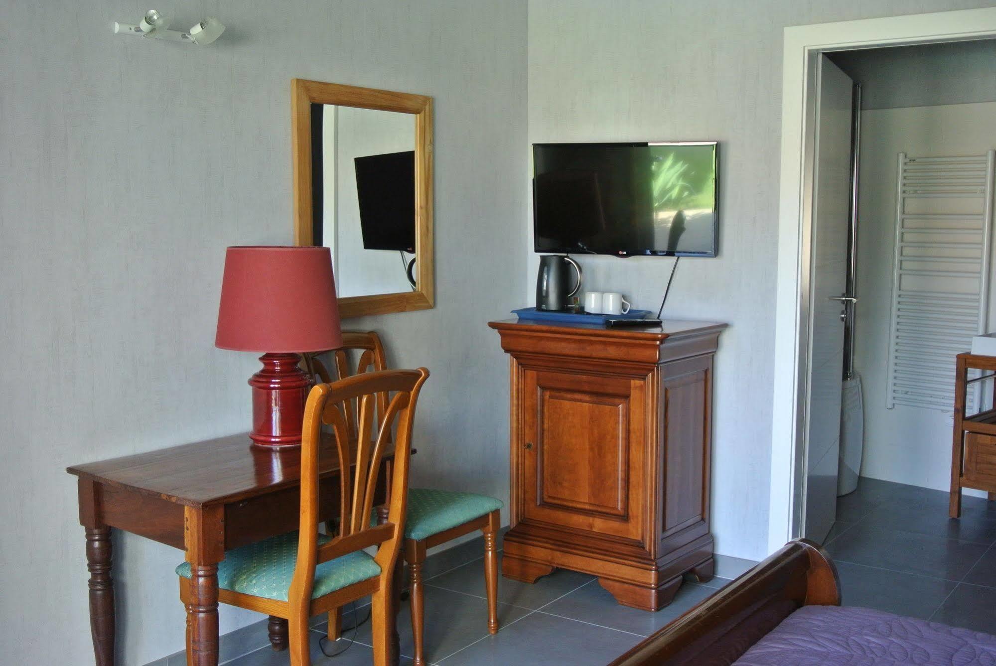 Clos Les Arpents Verts Couette-café La Rochelle (Charente-Maritime)