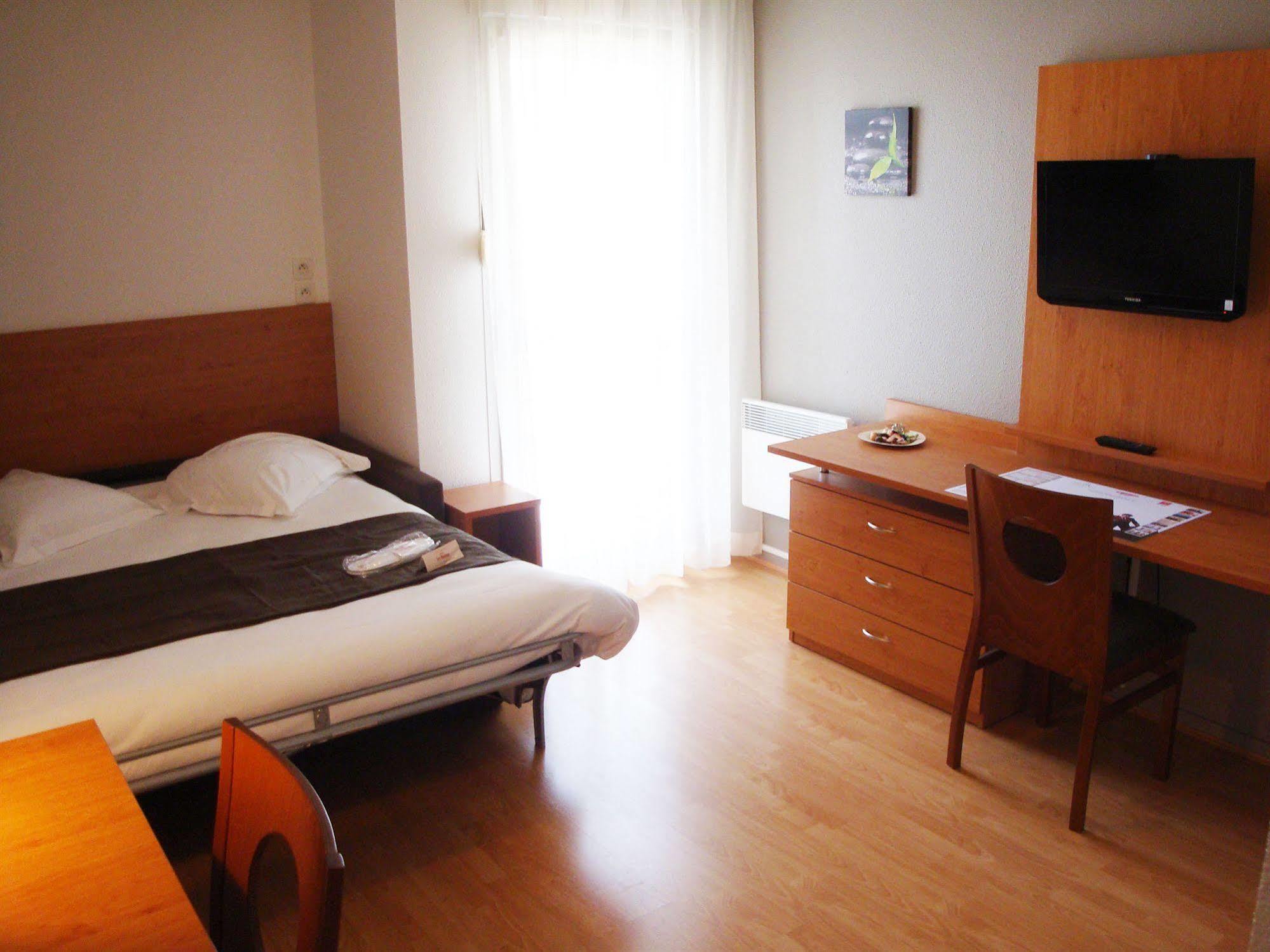 Aparthotel Sejours & Affaires La Rochelle Les Minimes 2*