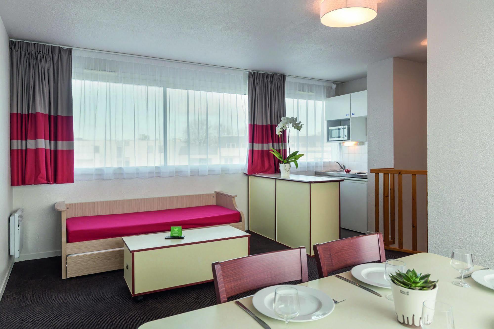 Appart'city Classic La Rochelle Centre Aparthotel 2*