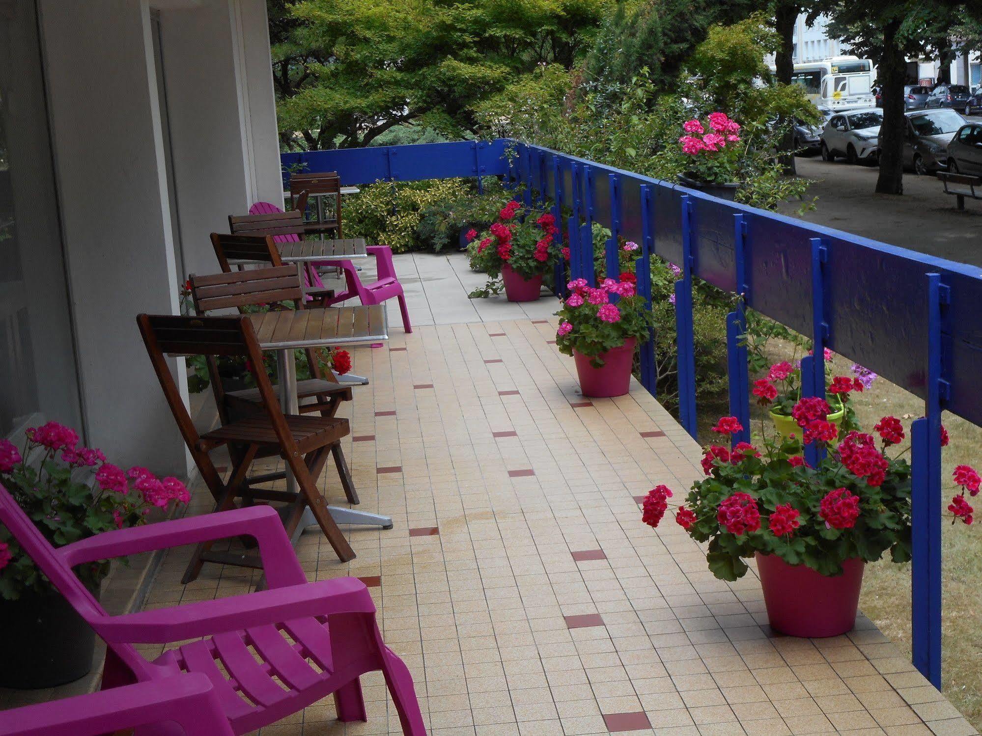 Hotel Les Gens De La Rochelle By Popinns**