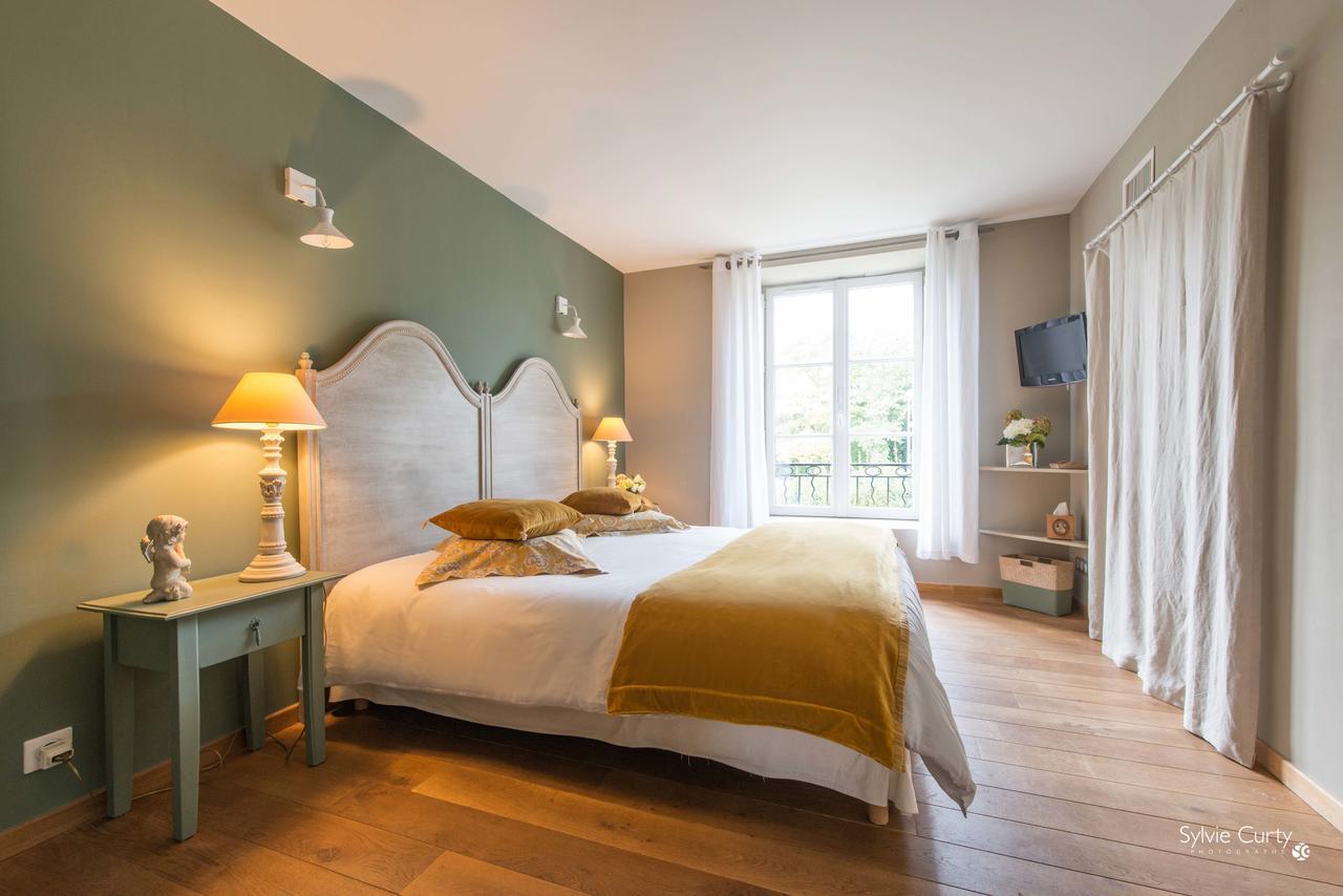 Entre Hotes Bed & Breakfast *