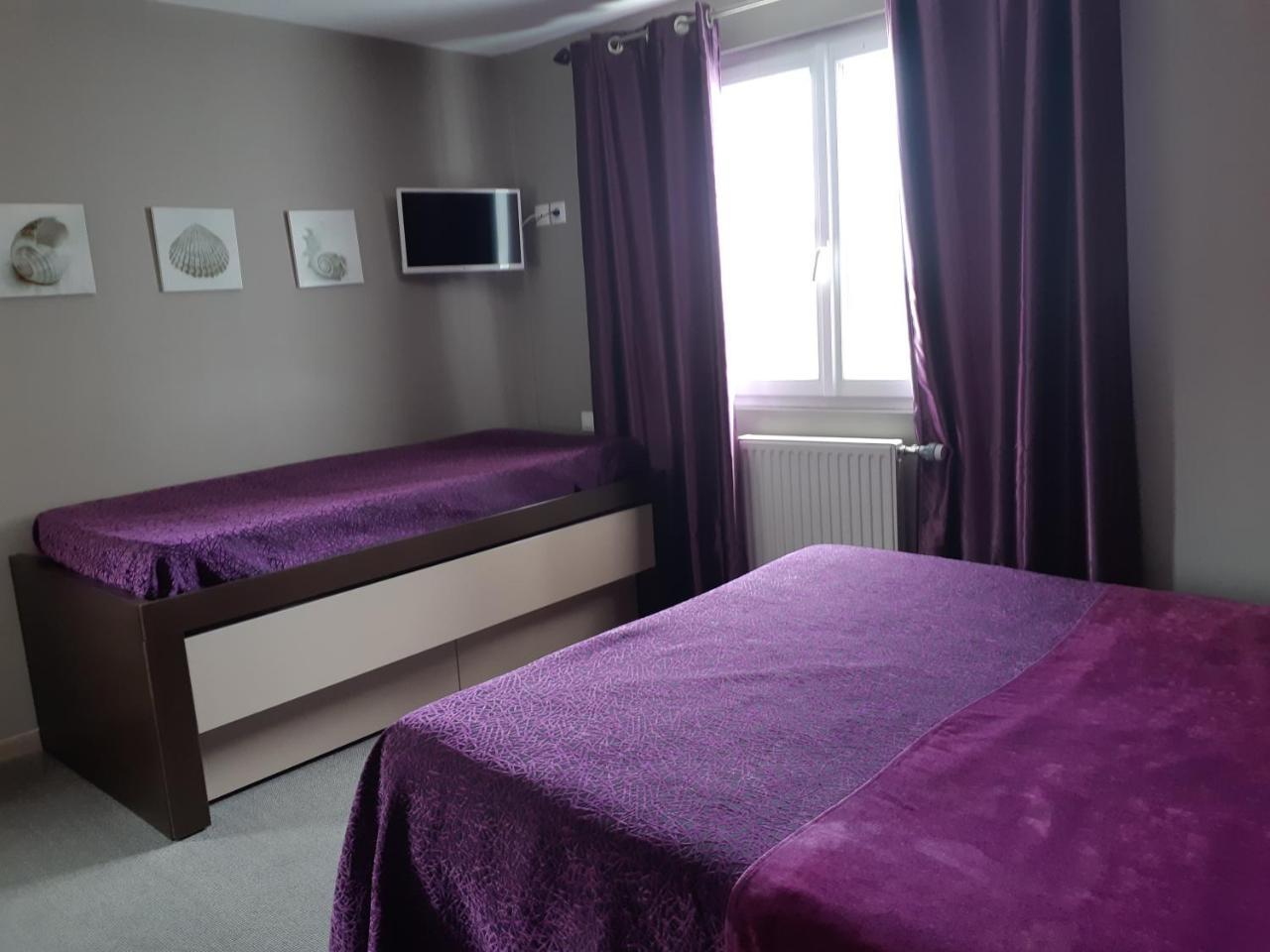 Savary Hotel 2*