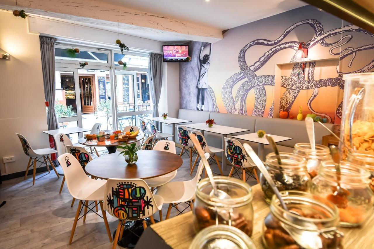 Cit'hotel Le Bord'o Vieux Port Hotel