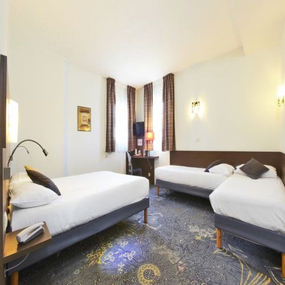 Kyriad La Rochelle Centre Hotel 3*