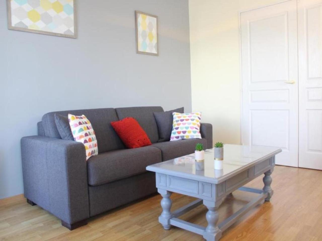 Apartment La Rochelle, 2 Pieces, 4 Personnes - Fr-1-246-232