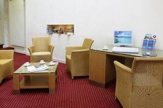 Maisons Du Monde Hôtel&suites - La Rochelle Vieux Port 4*
