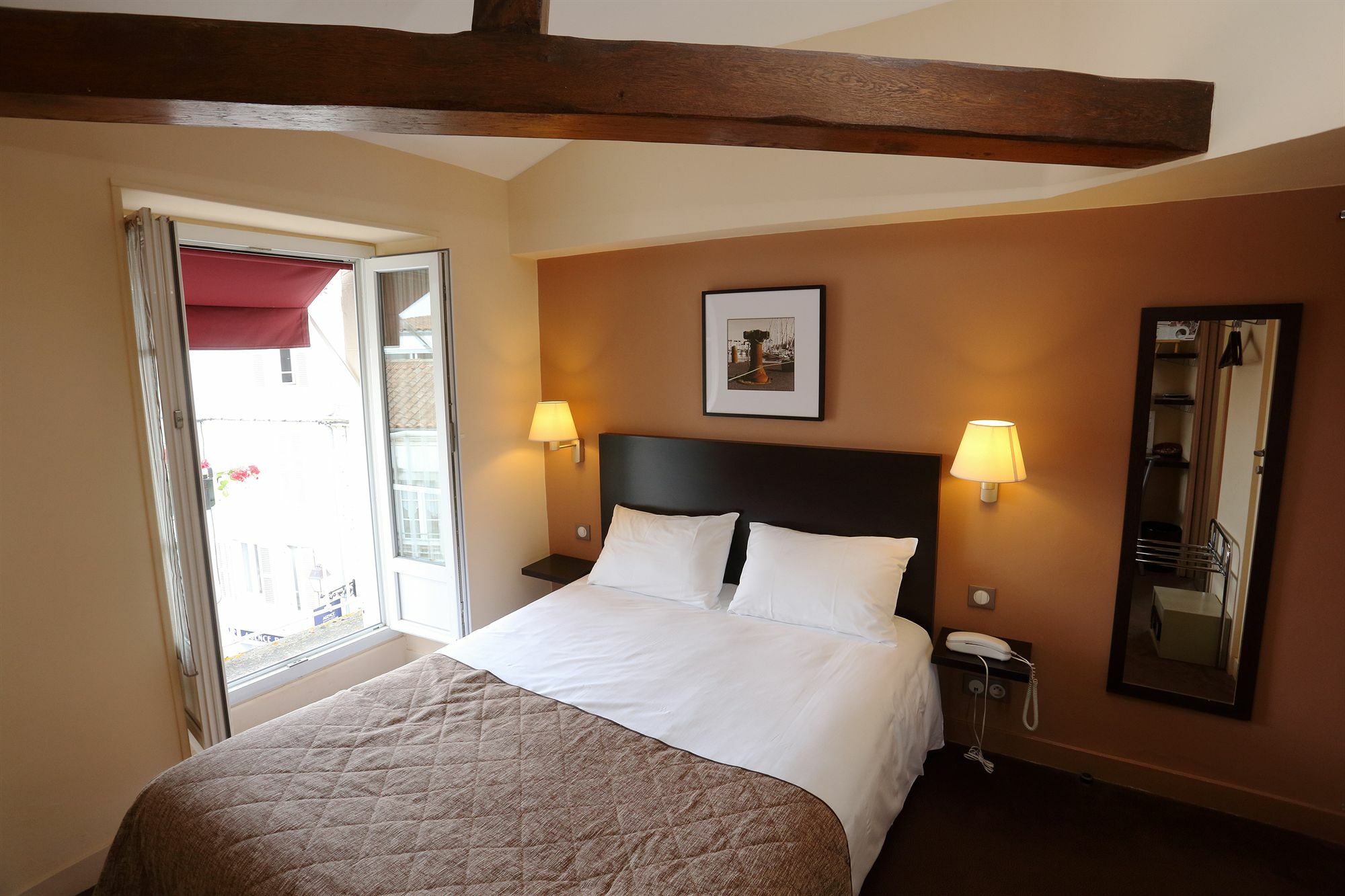 Hotel Cit'hotel Le Bord'o Vieux Port