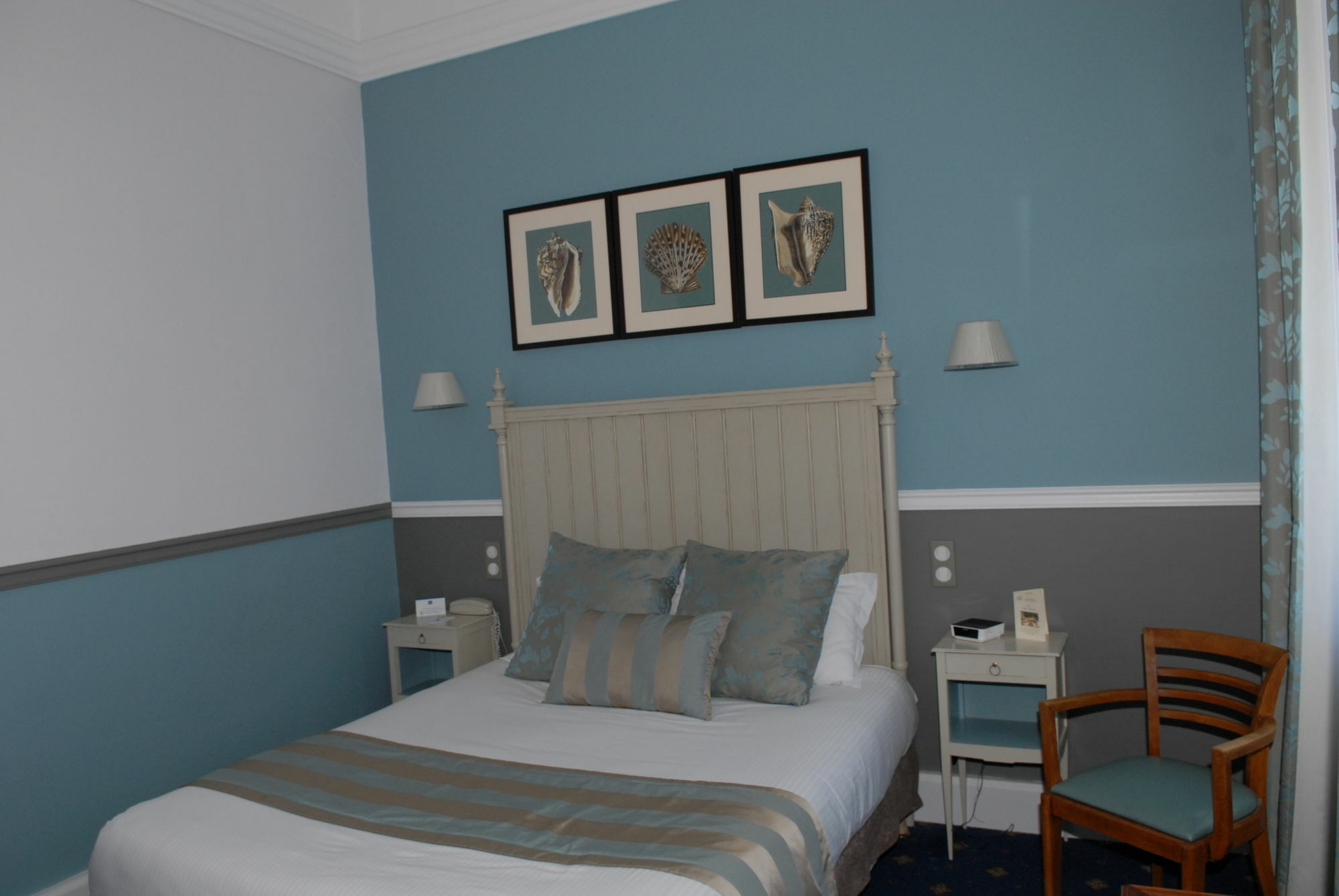Le Champlain Hotel