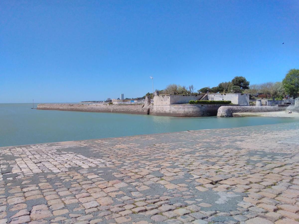 Sur Le Vieux Port, Centre De La Rochelle La Rochelle (Charente-Maritime)