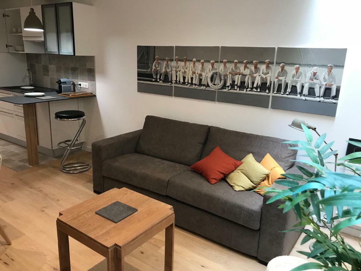 Centre Location Apartment *