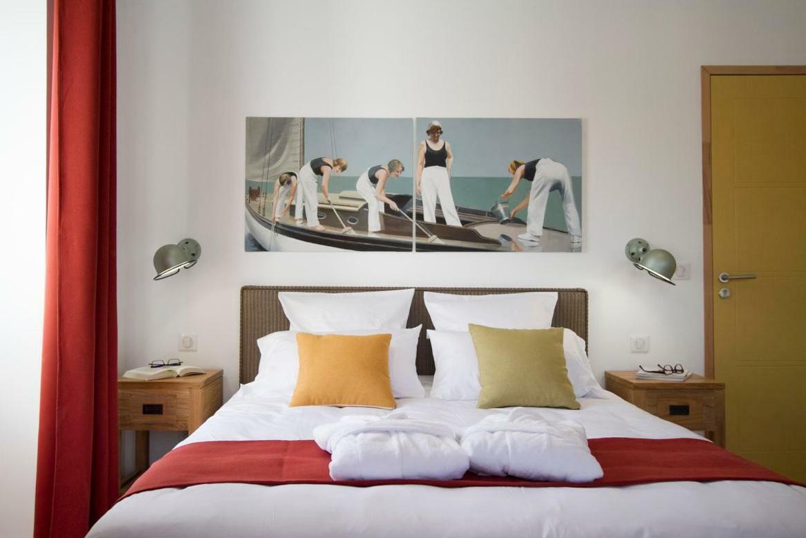Centre Location * La Rochelle (Charente-Maritime)
