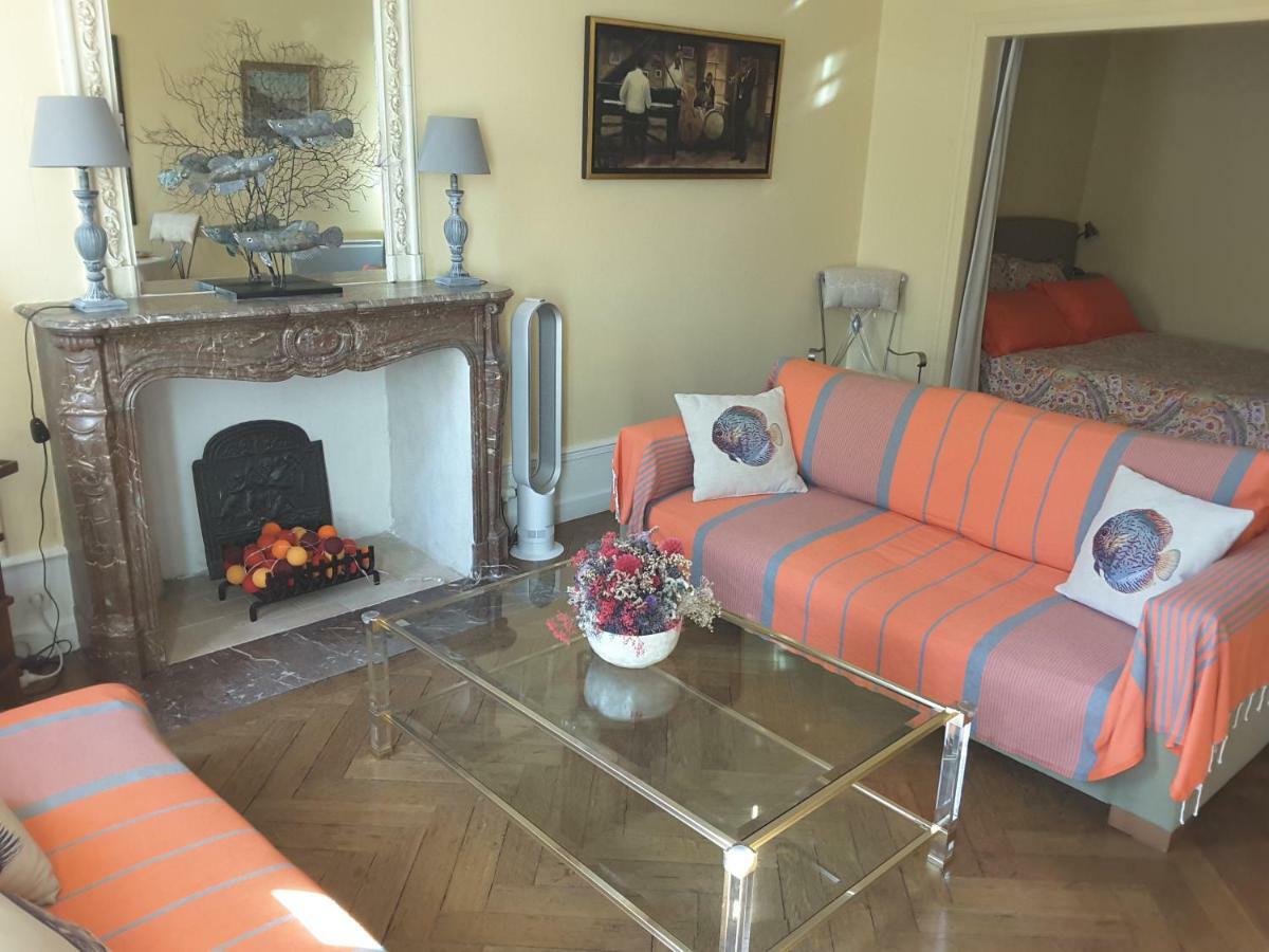 Sur Le Vieux Port Appartement Vue Sur Mer Apartment *