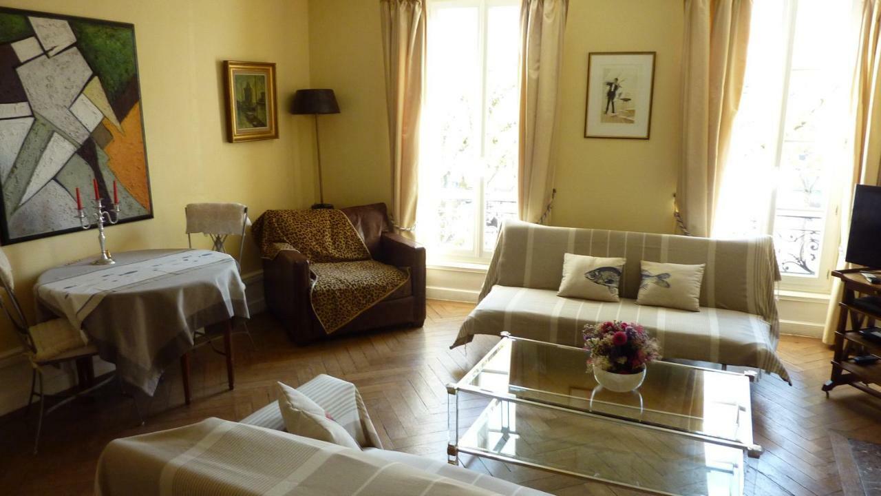 Sur Le Vieux Port Appartement Vue Sur Mer * La Rochelle (Charente-Maritime)