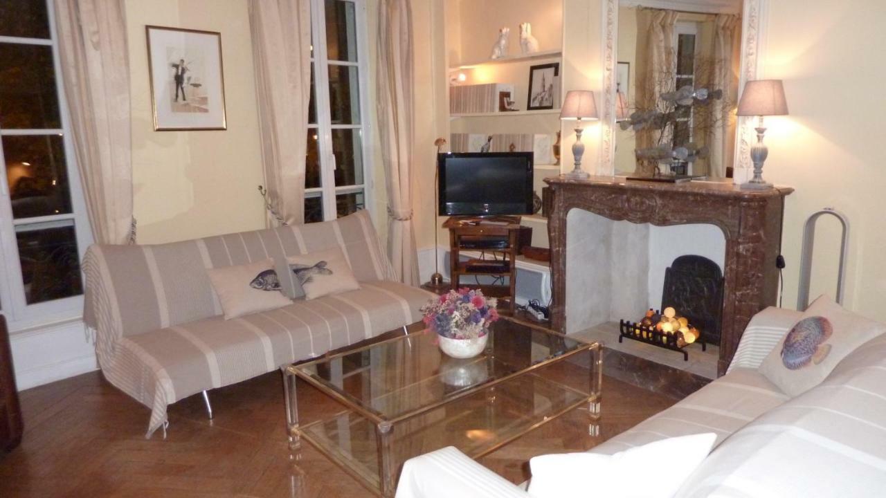 Apartment Sur Le Vieux Port Appartement Vue Sur Mer