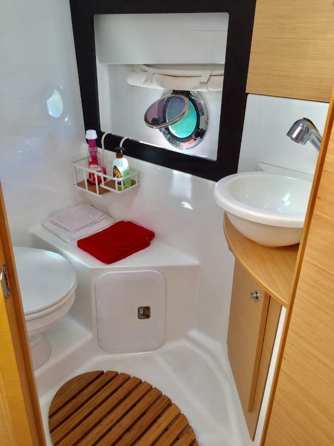 Botel Bateau Haut Standing Privative - Nuit A Quai Port La Rochelle