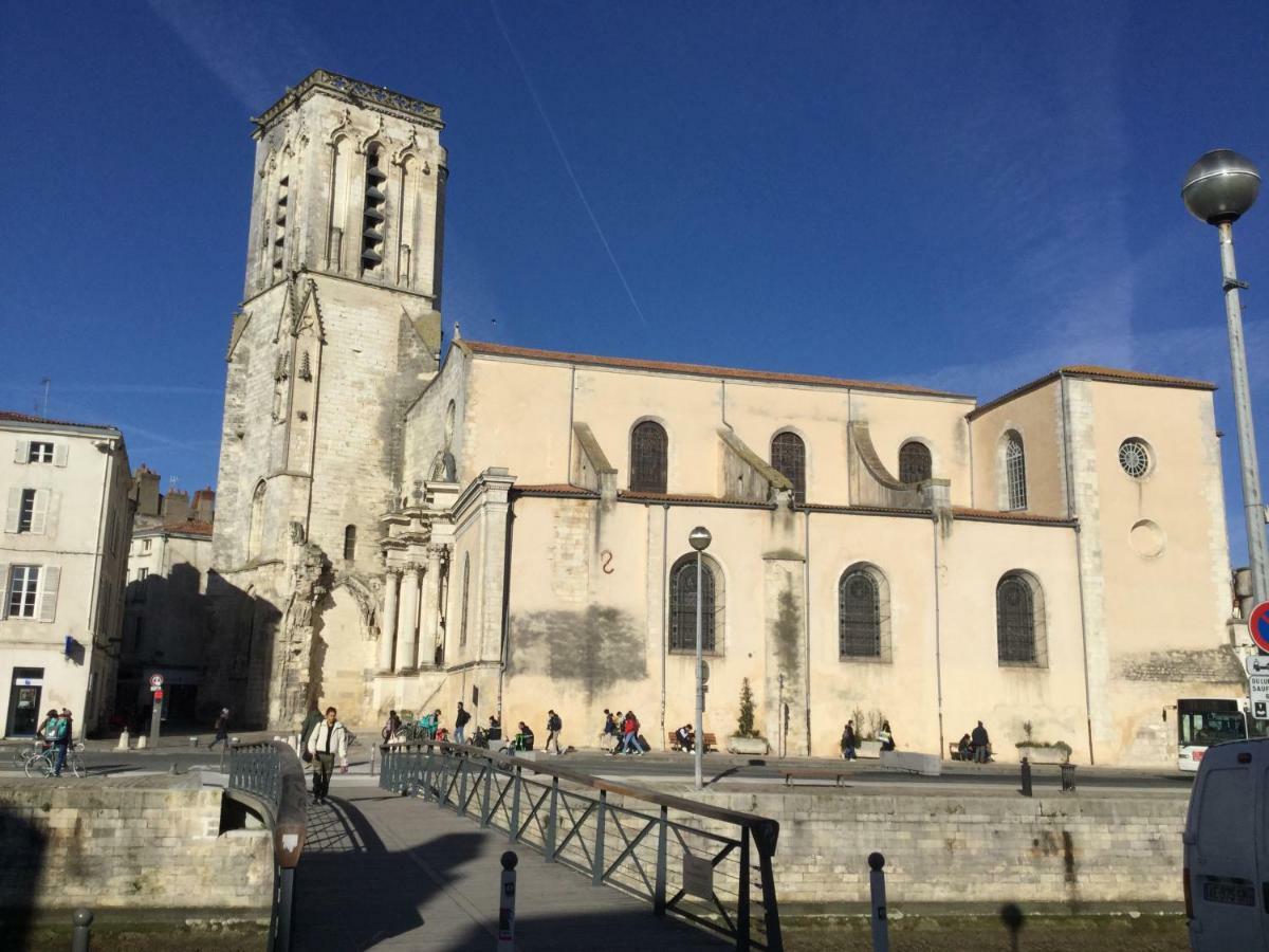 Apartment Centre Pres Du Port Avec Parking Et Wifi La Rochelle (Charente-Maritime)