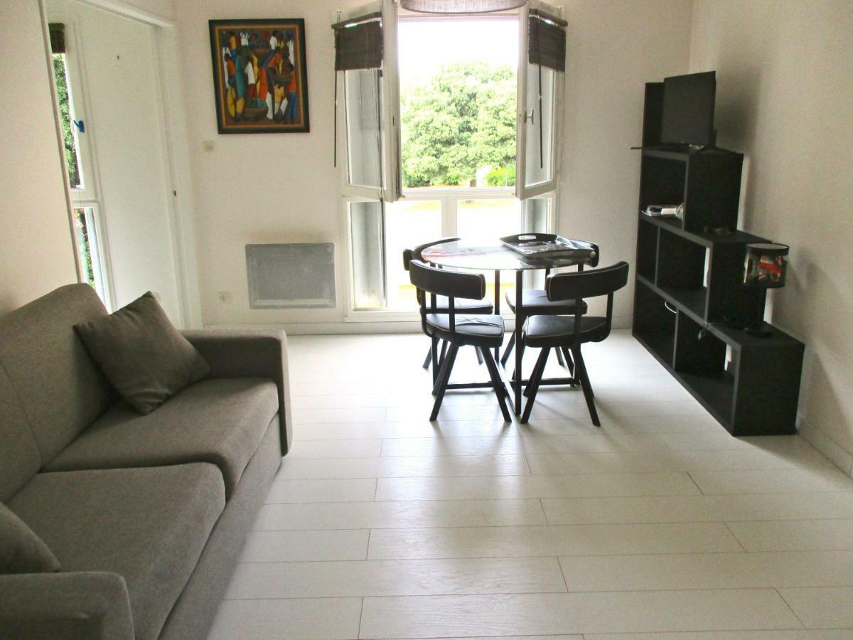 Appartement Studio Entièrement Rénové 7 Rue Du Stade Résidence L'orée De La Genette *