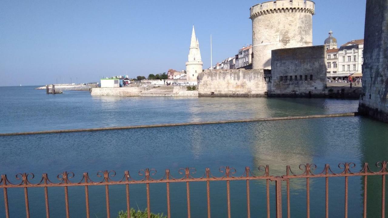 Appartement Sur Le Vieux Port, Centre De La Rochelle