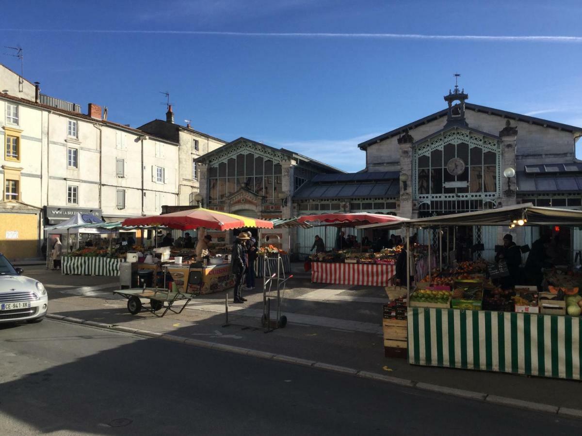 Centre Pres Du Port Avec Parking Et Wifi * La Rochelle (Charente-Maritime)