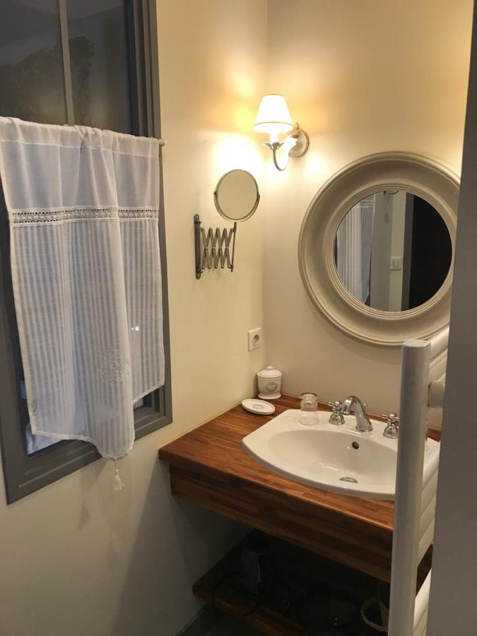 Vue Sur Cour Bed & Breakfast La Rochelle (Charente-Maritime)