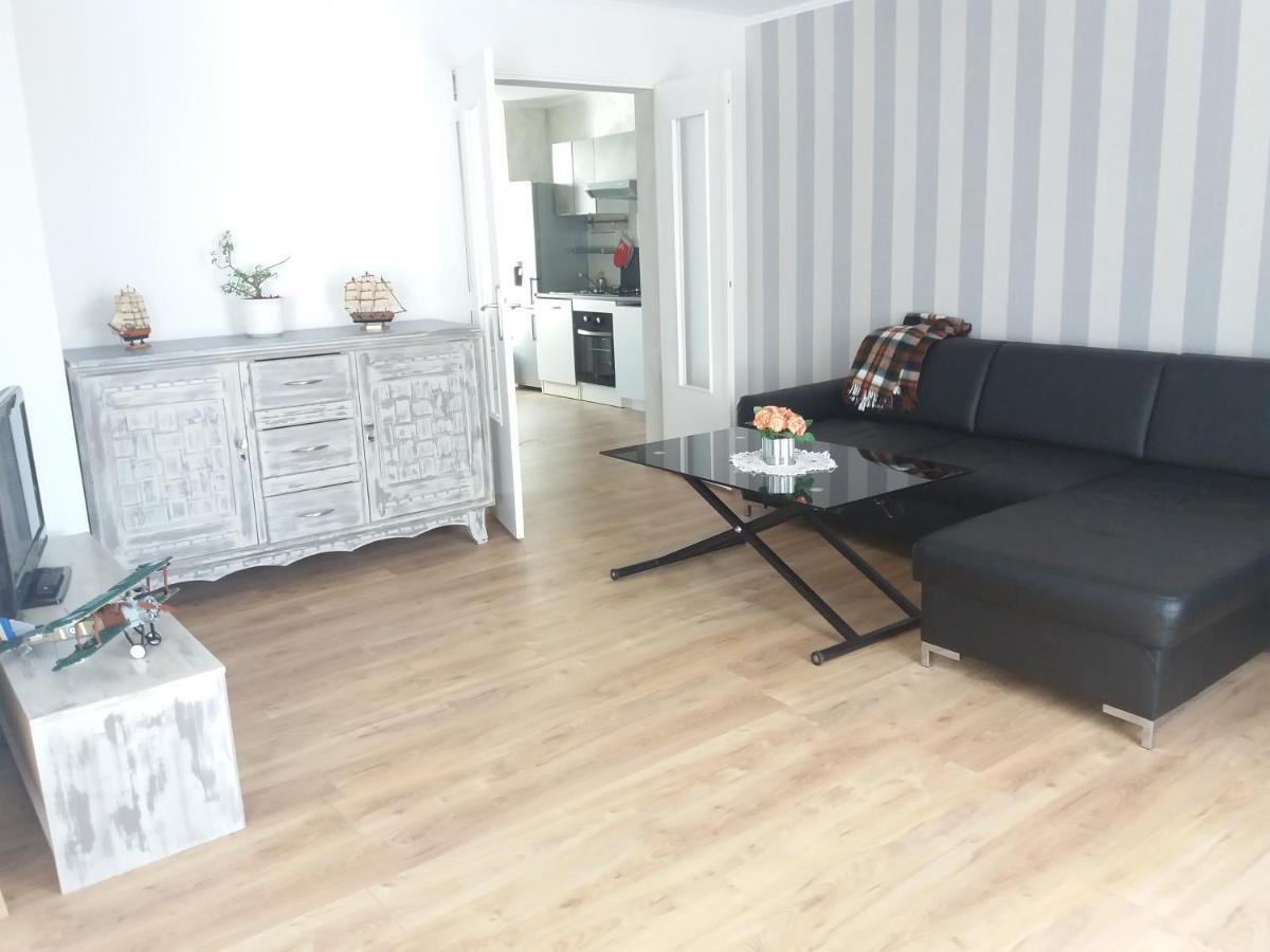 Calme A La Rochelle Apartment