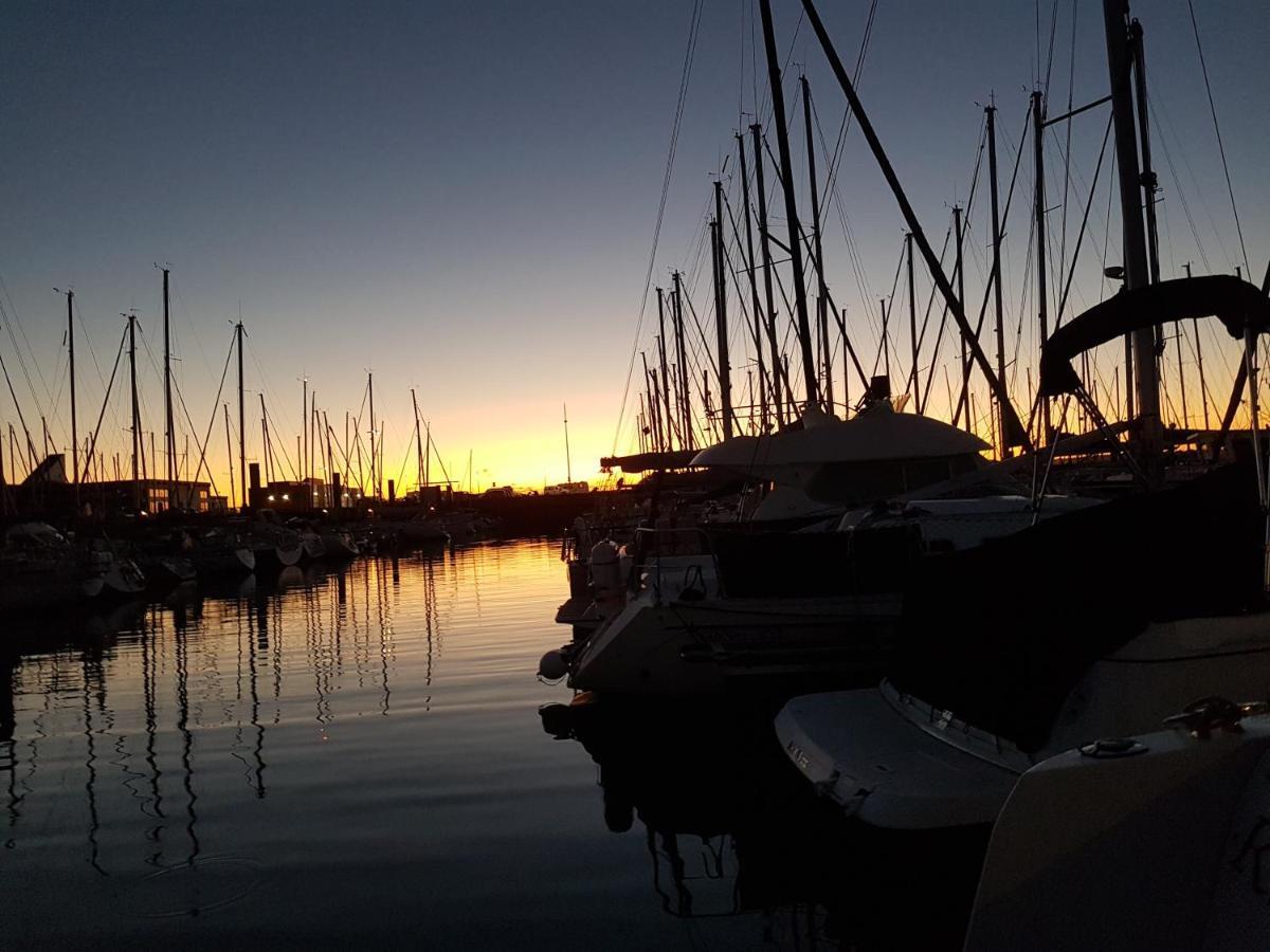 La Rochelle Sur L'eau La Rochelle (Charente-Maritime)