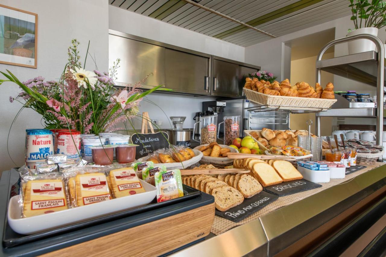 La Rochelle Centre Hotel 2*